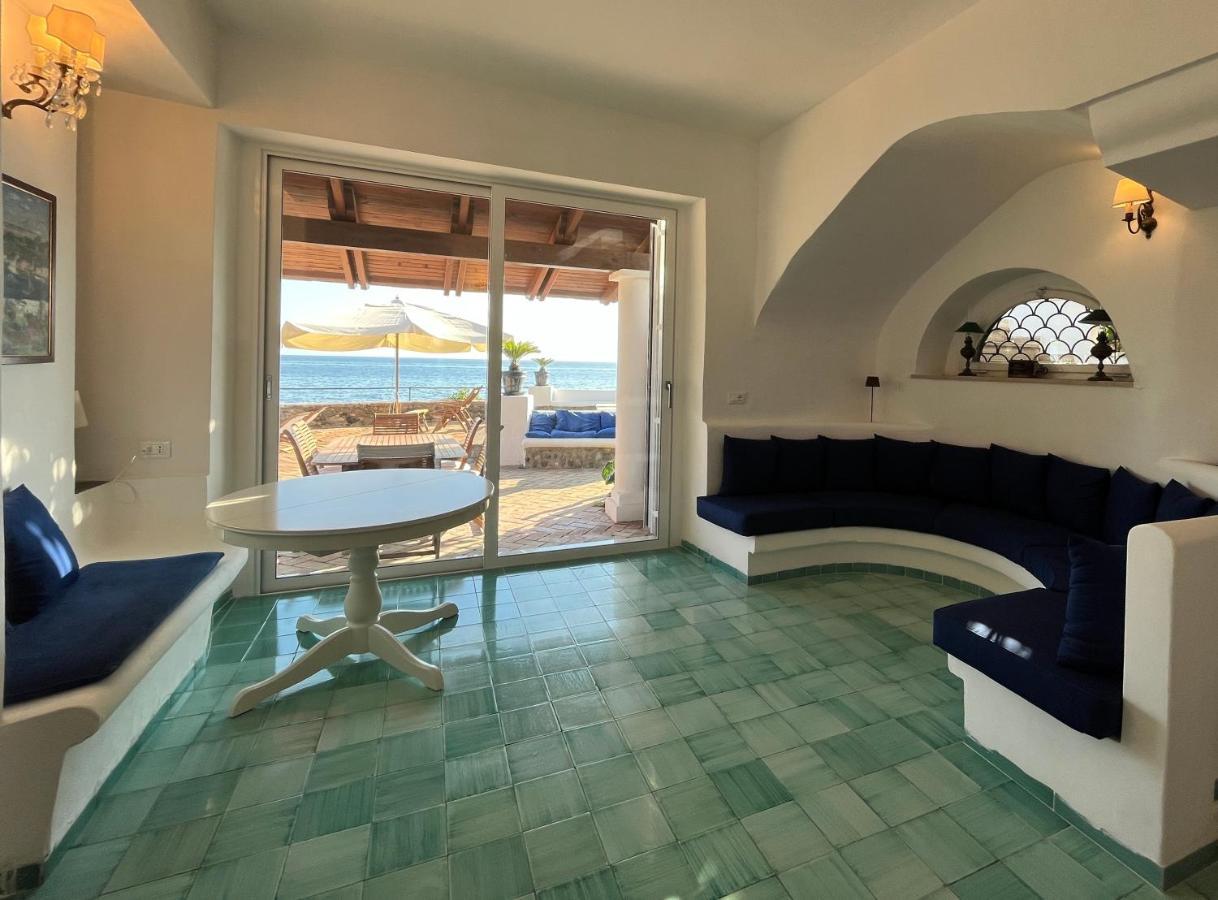 Nelinda Waterfront Accommodation Casamicciola Terme Exteriör bild